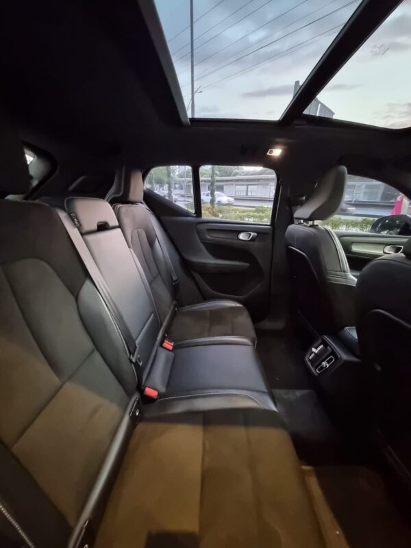 VOLVO XC40 R-DESING T4 2020 - Imagen 13