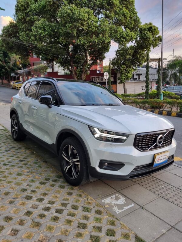 VOLVO XC40 R-DESING T4 2020 - Imagen 12