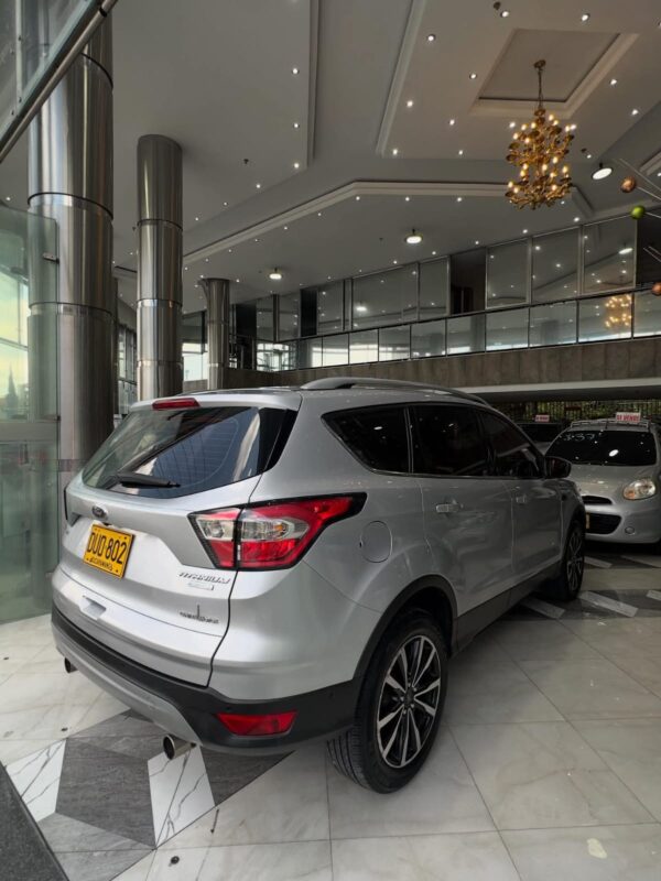 FORD ESCAPE Titanium 2018 - Imagen 5