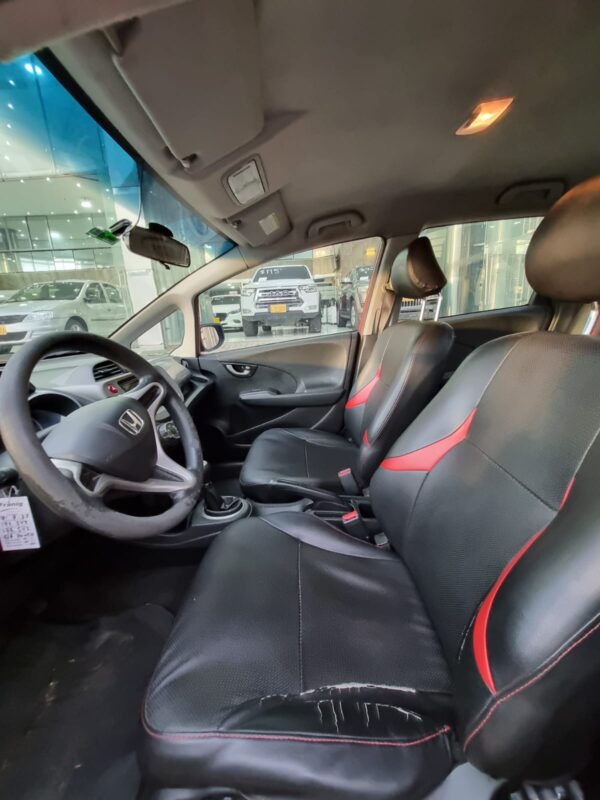 HONDA FIT LX 2010 - Imagen 14