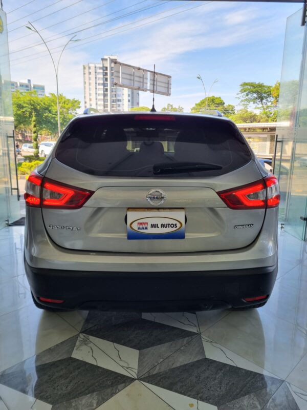 NISSAN QASHQAI EXCLUSIVE 2016 - Imagen 5