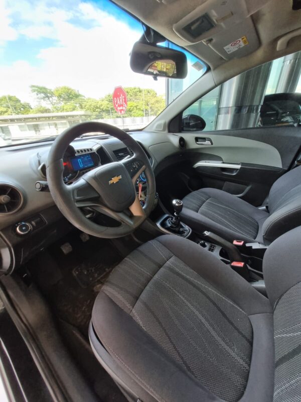 CHEVROLET SONIC LT 2014 - Imagen 11