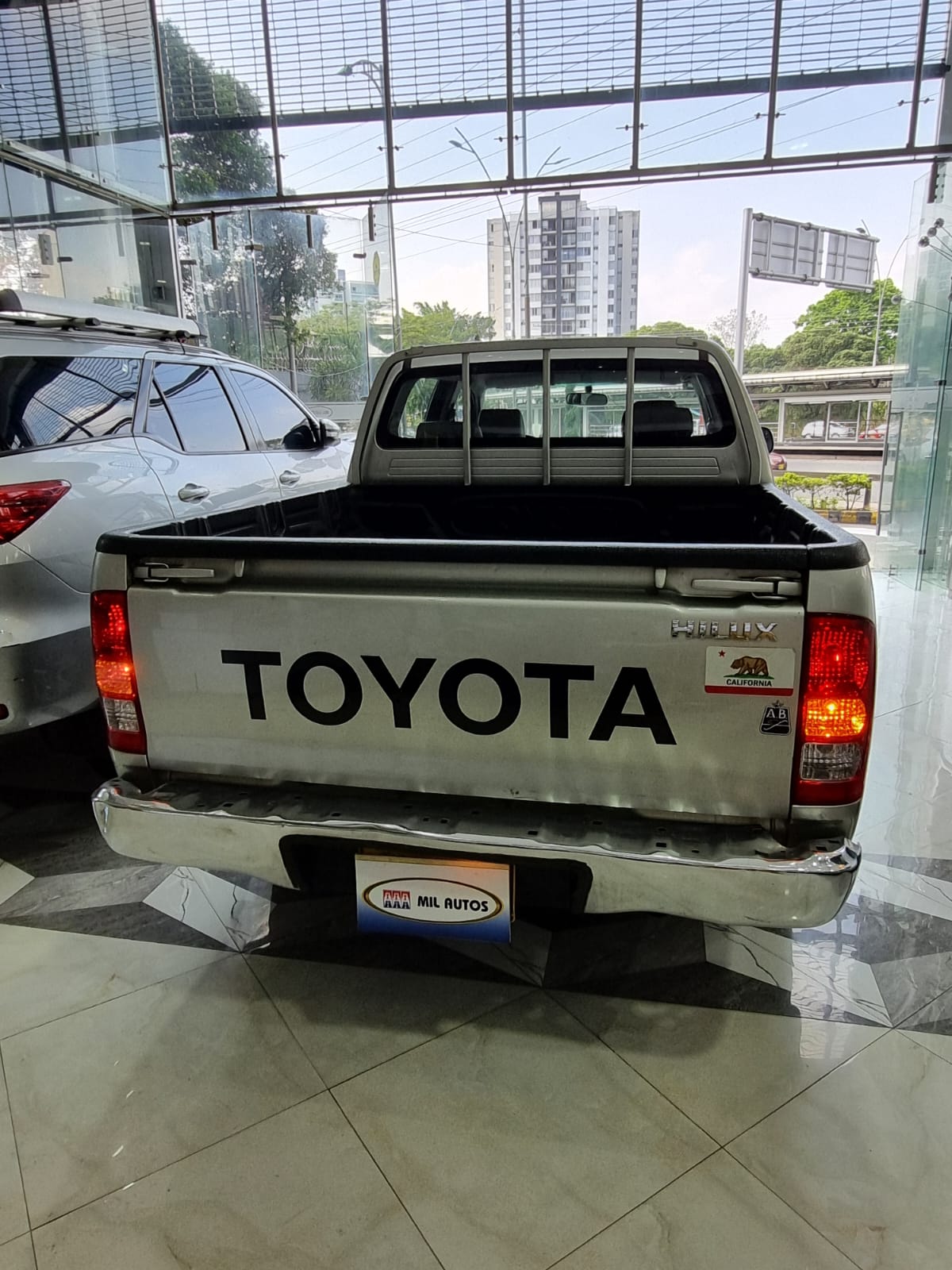 TOYOTA HILUX D/C 2011 - Imagen 3