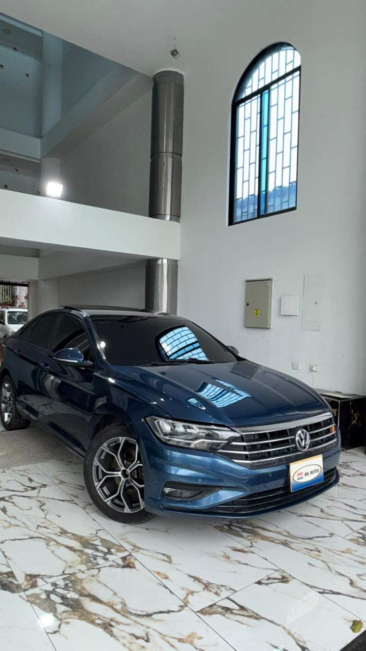 VOLKSWAGEN JETTA HIGHLINE 2019 - Imagen 2