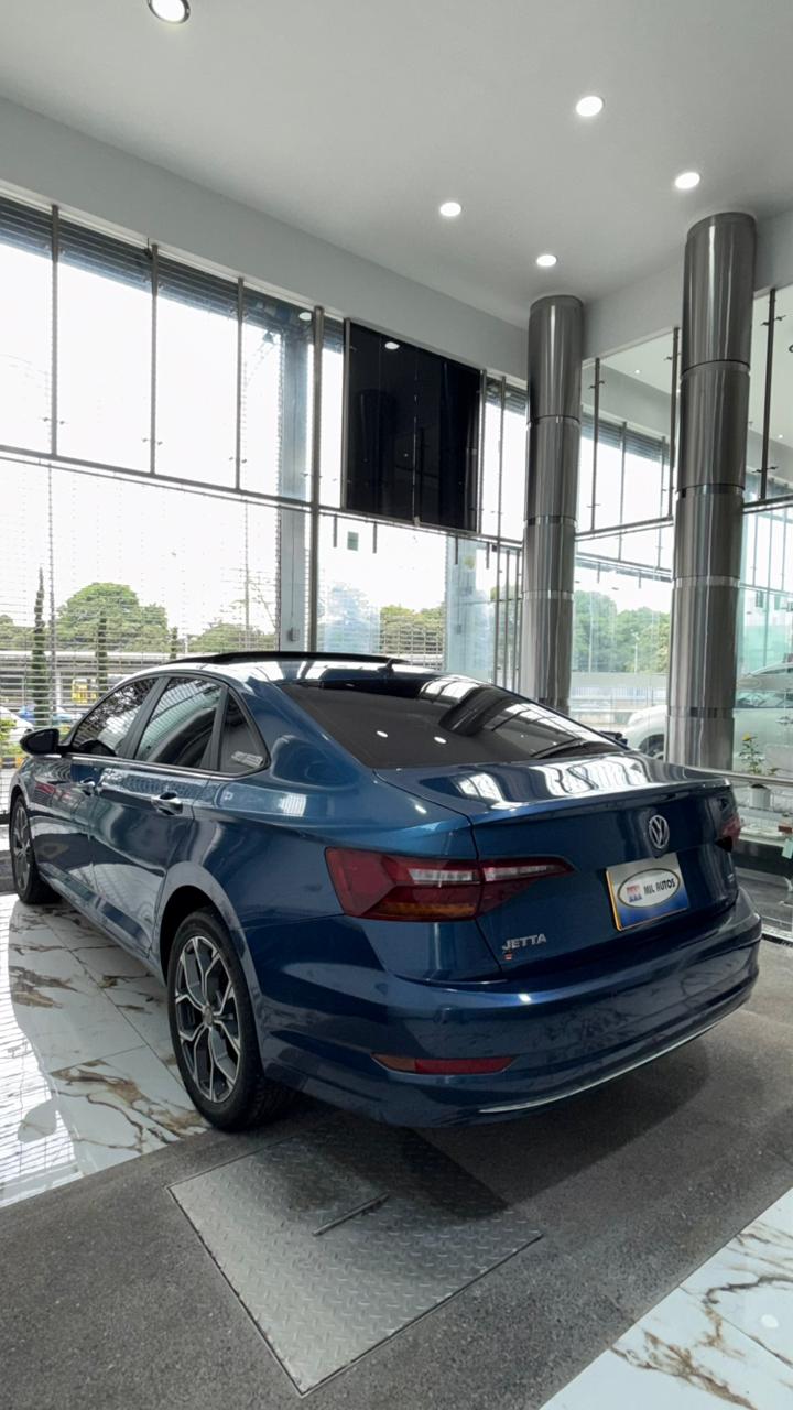 VOLKSWAGEN JETTA HIGHLINE 2019 - Imagen 4